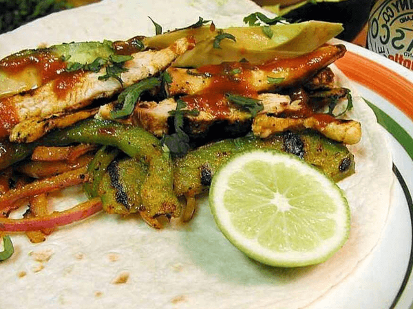 fajitas de pollo con limones