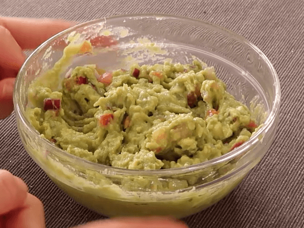 guacamole con cebolla